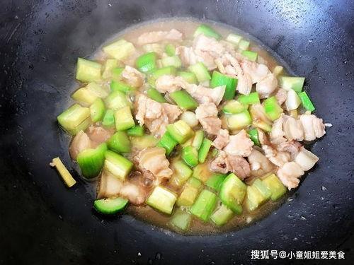 吃馍蘸瓜,传统美食的完美邂逅
