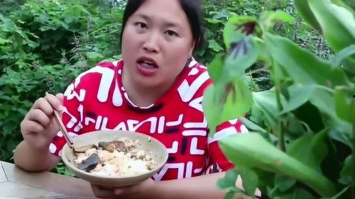 胖妹吃瓜,一场甜蜜的美食探险之旅