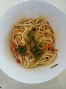 吃瓜烤凉面,吃瓜烤凉面，美味与清凉的完美邂逅