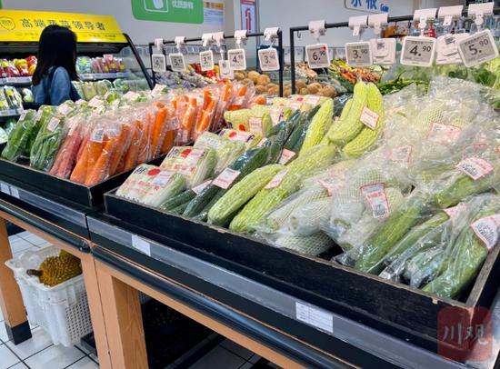 吃瓜吃到成都,探寻成都的独特美食文化